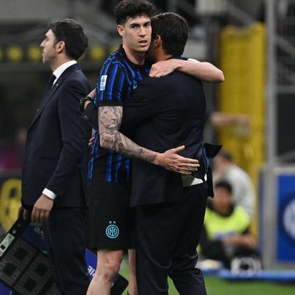 برشلونة يُسرّع وتيرة التعاقد مع باستوني بعد خيبة دوري أبطال أوروبا