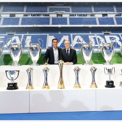 لوكاس فاسكيز يرحل باكياً: حققت حلمي ولن أودّع ريال مدريد أبداً