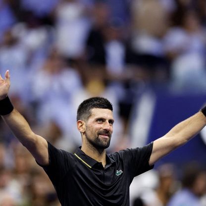 دجوكوفيتش يتغلب على تيان ويبلغ الدور الثاني في أميركا المفتوحة