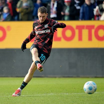 فيرتز يحسم الجدل ويُبلغ ليفركوزن بوجهته المقبلة