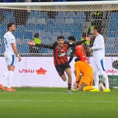 ملخّص وأهداف مباراة الرياض والهلال (1-1) بدوري روشن السعودي