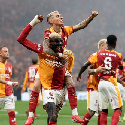 بسبب تاليسكا.. غلطة سراي يكتسح فنربخشة ويقترب من حسم الدوري التركي