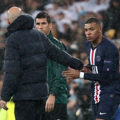 والد كيليان مبابي يشرح لماذا طلب زيدان من ابنه "المزعج" الصمت