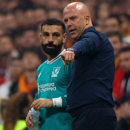 كاراغر يهاجم سلوت: ليفربول أصبح فريقاً لكرة السلة