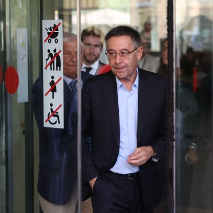 برشلونة يواصل ملاحقة بارتوميو بطلب استدعاء غريزمان للشهادة