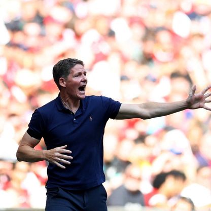 غلاسنر يتفوق على سلوت وغوارديولا ويصنع المجد مع كريستال بالاس