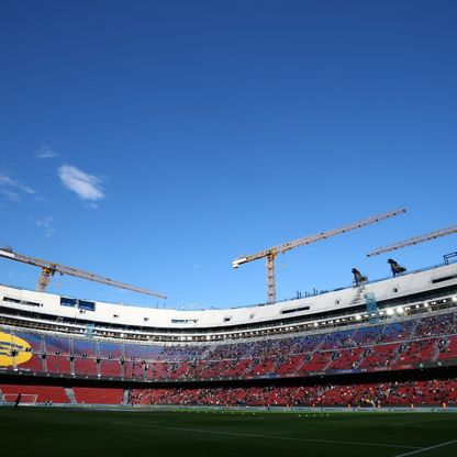 بعد تسرب المياه.. فضيحة جديدة في "كامب نو" قبل لقاء برشلونة وكوبنهاغن