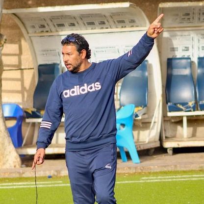 الاتحاد السكندري يُعين لاعبه السابق أحمد ساري مدرباً جديداً