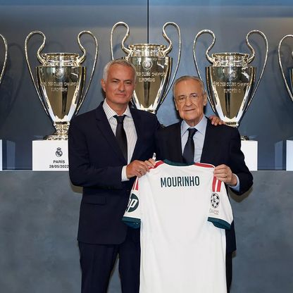 ريال مدريد يقدّم جوزيه مورينيو "سراً" وفلورنتينو بيريز لا يكتم فرحته