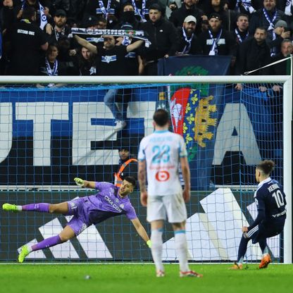 الجزائري قبال يمنح باريس إف.سي تعادلاً مثيرا مع مارسيليا