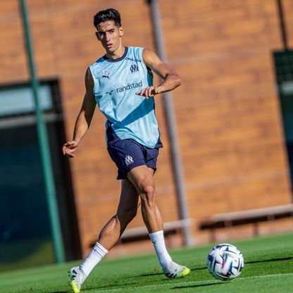 ضربة لمارسيليا.. غياب المغربي أكرد عن مواجهة ريال مدريد بدوري الأبطال