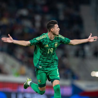 رينارد يستبعد عبد الله الحمدان من مباراة السعودية أمام الجزائر