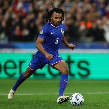 كوندي يحذر من خطورة جدول المباريات المزدحم على اللاعبين