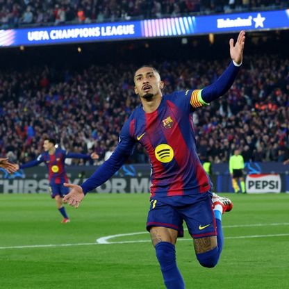 لماذا يسافر رافينيا المصاب مع برشلونة لمواجهة أتلتيكو مدريد؟