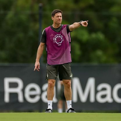 تشابي ألونسو: سأشرك مَن يستحق اللعب.. والقيادة مسؤولية مشتركة في ريال مدريد