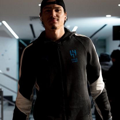 يوفنتوس يستفسر عن داروين نونيز