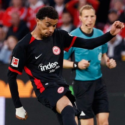 ليفربول يتوصّل لاتفاق مبدئي مع هوغو إيكيتيكي هداف فرانكفورت