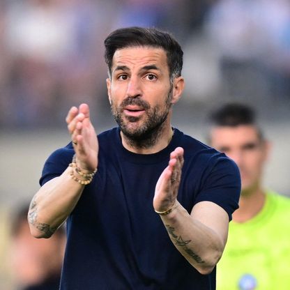 فابريغاس يروي قصة نجاح كومو ويقول "مورينيو تلاعب بعقلي"