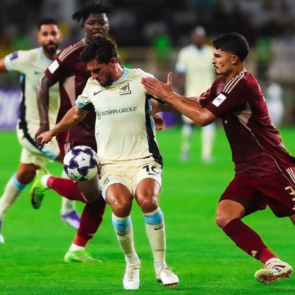 الاتحاد بـ10 لاعبين يخسر أمام الوحدة الإماراتي بهدف في الدقيقة 90+8