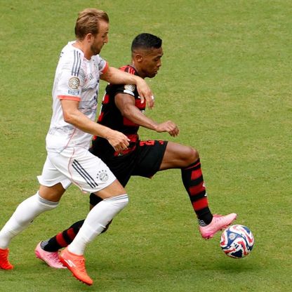 "ثلاث قذائف وهدف عكسي".. بايرن يصدم فلامنغو بالشوط الأول