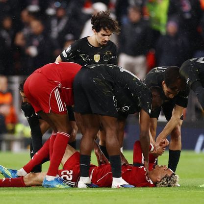 ديشان يعلن غياب إيكيتيكي عن كأس العالم بعد إصابته مع ليفربول