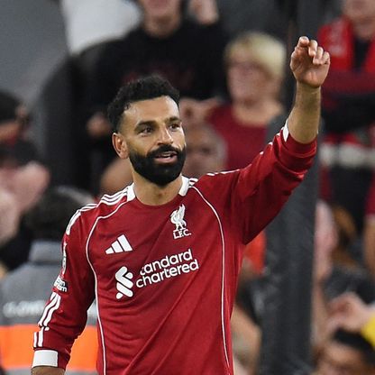 كم هدفاً يحتاجه محمد صلاح ليصبح الهداف التاريخي للدوري الإنجليزي؟