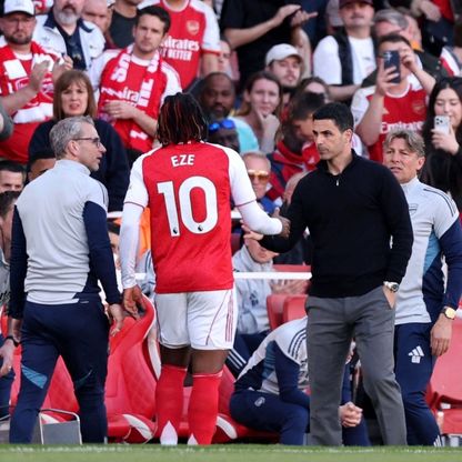 أرتيتا يقلّل من خطورة إصابتي إيزي وهافيرتز قبل مواجهة أتلتيكو مدريد