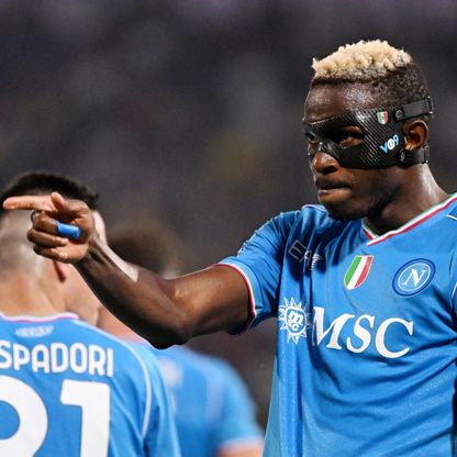 كل الطرق تؤدي إلى الهلال.. يوفنتوس ينسحب من صفقة أوسيمين