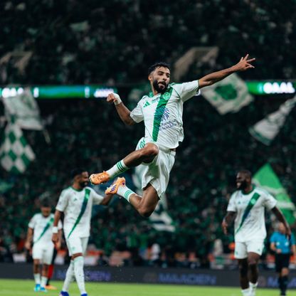 شاهد.. الأهلي يتلاعب بدفاع الخلود في الشوط الأول و"يحسم" النتيجة