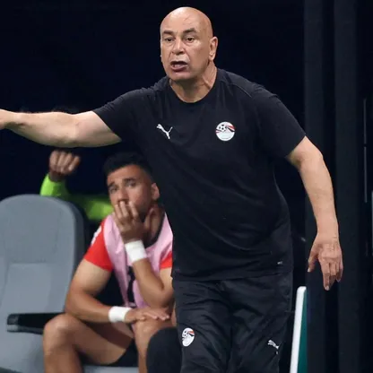 حسام حسن خلال مباراة مصر والأرجنتين في دور الـ16 بكأس العالم - 7 يوليو 2026