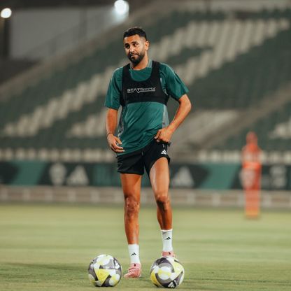 ماذا قدم رياض محرز مع الأهلي ضد النصر سابقاً؟