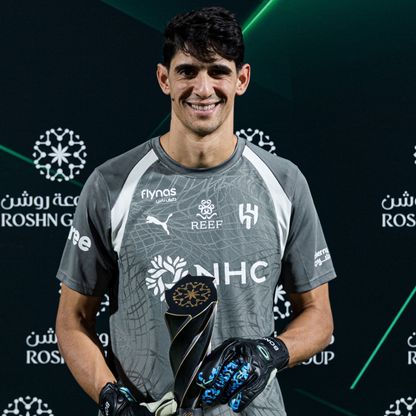 الهلال ينتظر موقف الحارس بونو قبل مواجهة التعاون