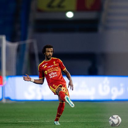 ياسر الشهراني يُزاحم سالم الدوسري في رقم تاريخي بالدوري السعودي
