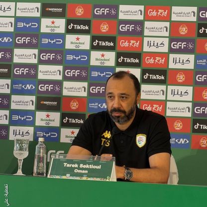 مدرب عُمان: سنتمسك بأمل التأهل حتى لو كانت فرصتنا 1%