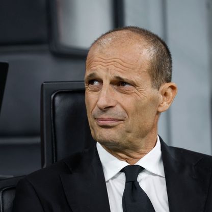 أليغري يحطم رقماً قياسياً ويحظى باستقبال حافل في كلاسيكو يوفنتوس وميلان