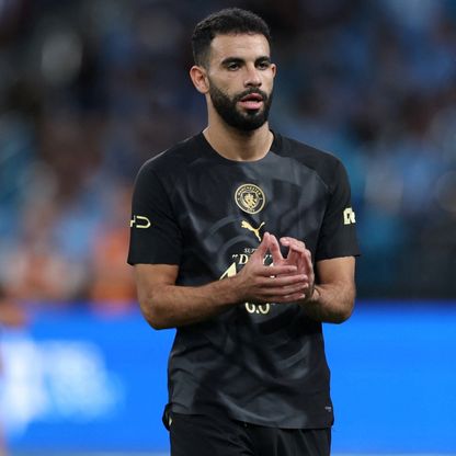 شروط مانشستر سيتي تجمد انتقال آيت نوري للجار يونايتد