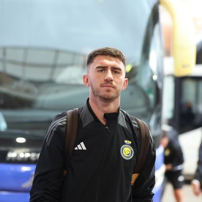 انتهى الغموض.. حسم مصير لابورت مدافع النصر مع نهاية الميركاتو