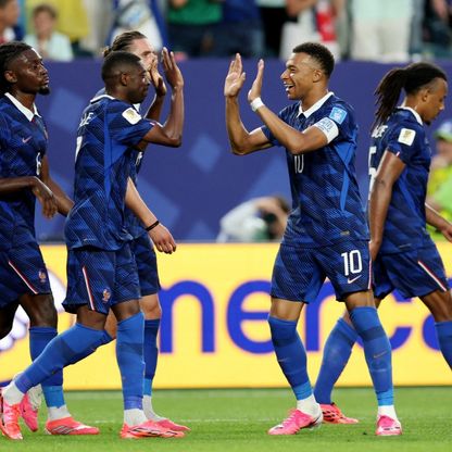 مبابي يقود هجوم فرنسا الناري أمام السويد في كأس العالم