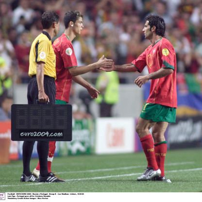 لويس فيغو يوجّه رسالة لرونالدو عن "أفضل جيل" لمنتخب البرتغال