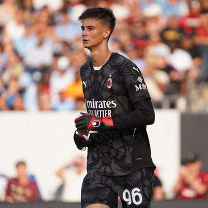ميلان يرفض "عرضاً سعودياً" لضم حارسه الشاب