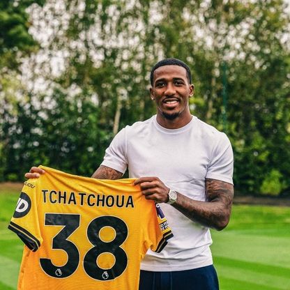 ولفرهامبتون يتعاقد مع أسرع لاعب في الدوري الإيطالي