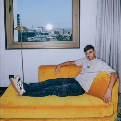 بيدري الغائب الأبرز من برشلونة عن حفل الكرة الذهبية.. ما السبب؟