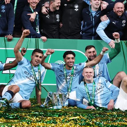 عمر مرموش يحقق لقبه الأول ويمحو ذكرى ركلة الجزاء الضائعة مع مانشستر سيتي