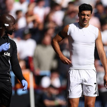 راؤول أول لاعب "يبدأ ويسجل ويُصاب" في 11 دقيقة بالبريميرليغ منذ إيتو