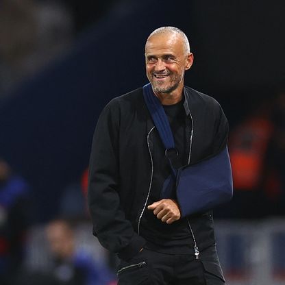 هل يعود لويس إنريكي مدرباً لبرشلونة؟