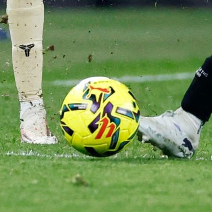 الدوري الإسباني يدرس إضافة شريحة إلكترونية لكرة الموسم المقبل