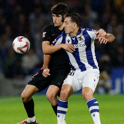 لماذا أطلق لاعبو برشلونة على كوبارسي لقب "عامل ماكدونالدز"؟