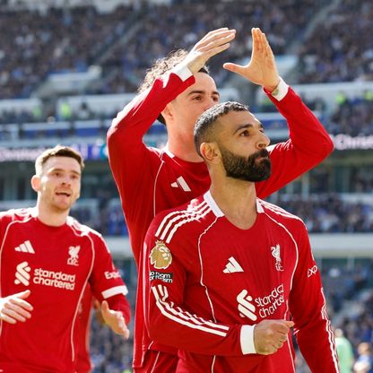 "ومن يكتب التاريخ أكثر من أبناء مصر؟".. احتفال بـ"الملك" محمد صلاح