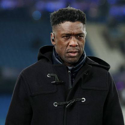 كورينثيانز يراهن على الأسطورة سيدورف للخروج من أزمته