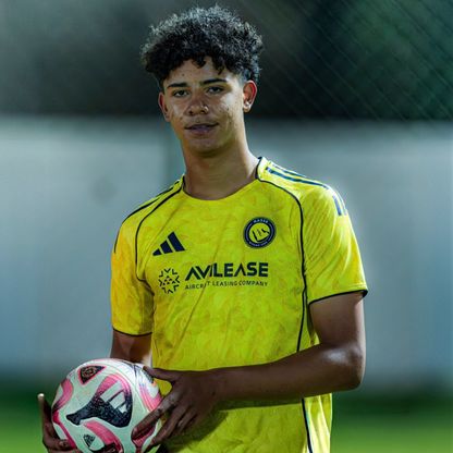 كريستيانو جونيور.. كنز ثمين مُختلف عن والده